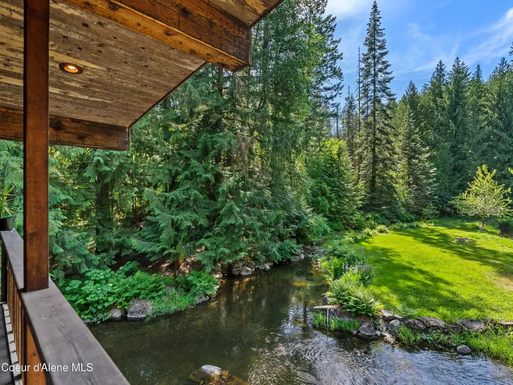 19565 N Goelzer Way Rathdrum ID 83858
