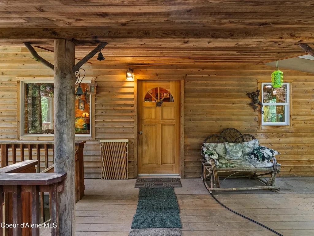 19565 N Goelzer Way Rathdrum ID 83858