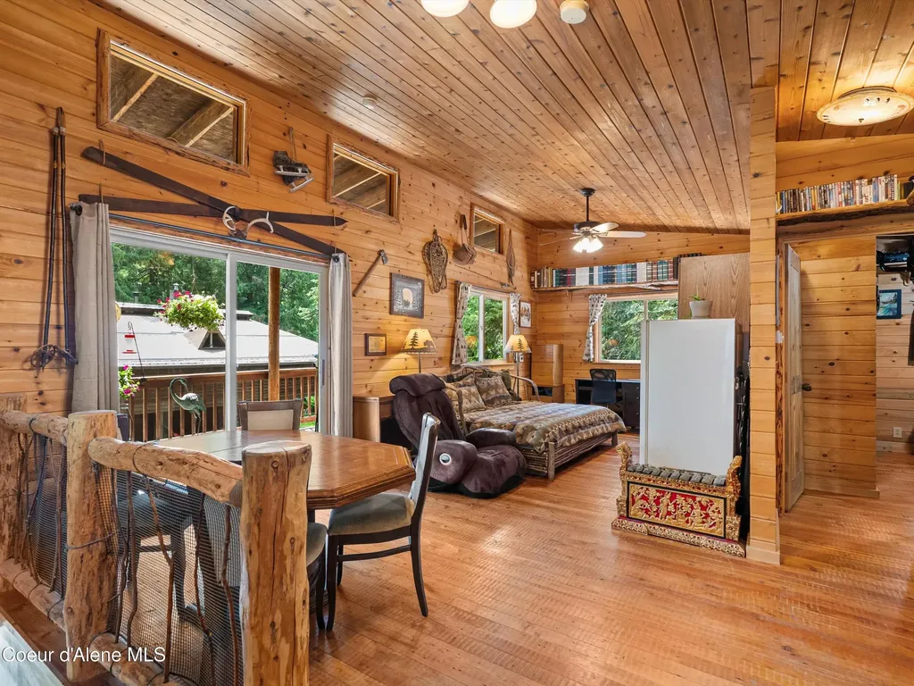 19565 N Goelzer Way Rathdrum ID 83858
