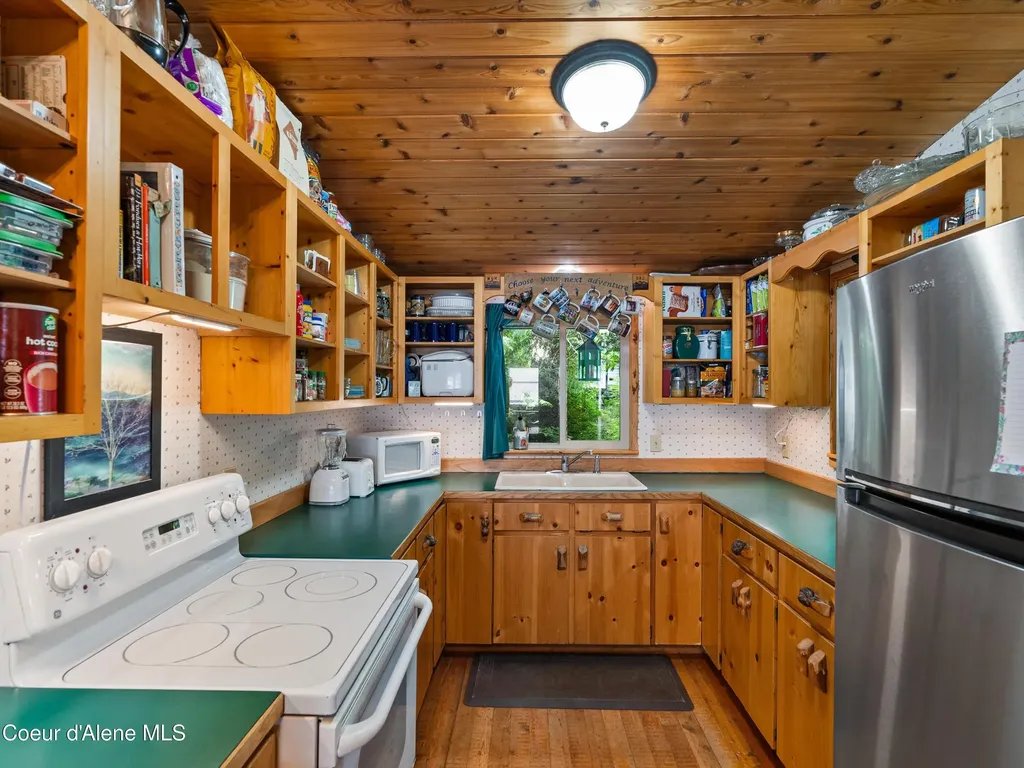 19565 N Goelzer Way Rathdrum ID 83858