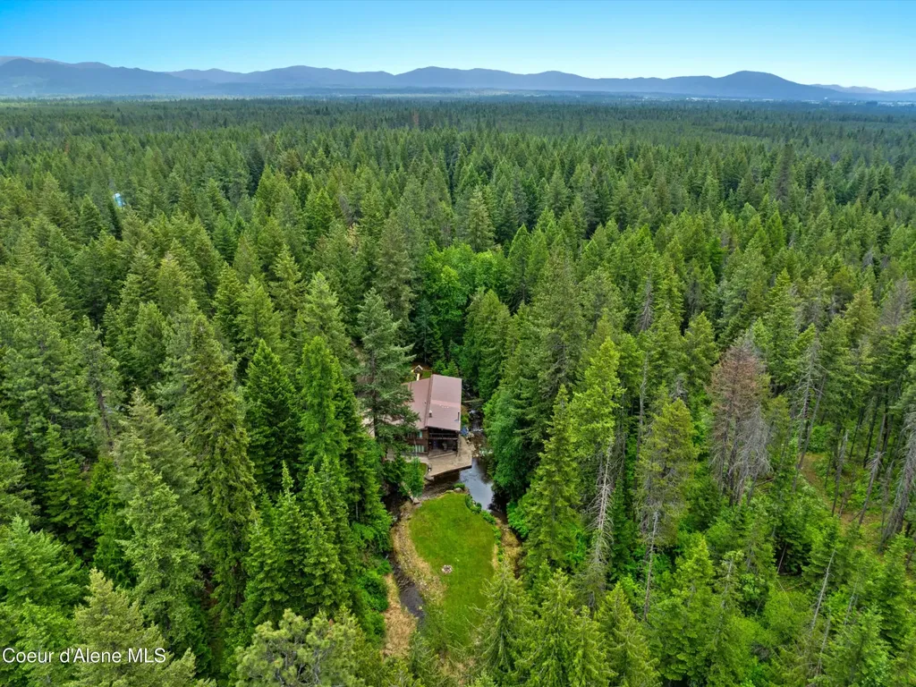 19565 N Goelzer Way Rathdrum ID 83858