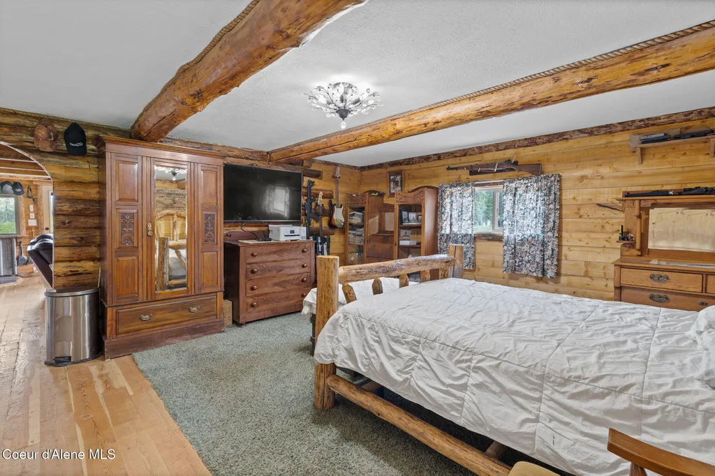 1290 Tanglewood Drive Priest River ID 83856
