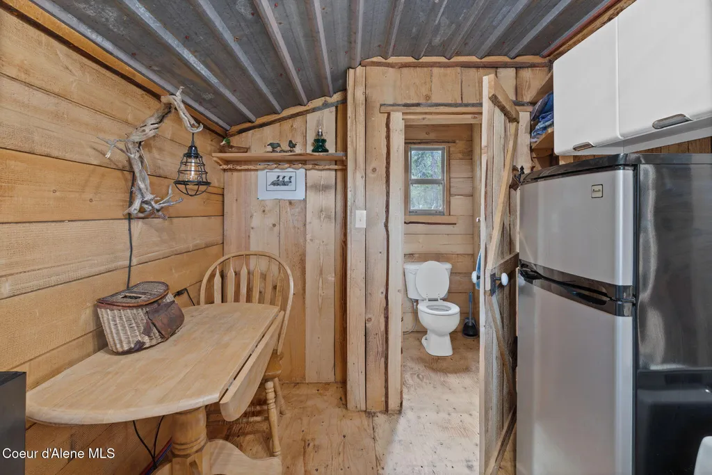 1290 Tanglewood Drive Priest River ID 83856