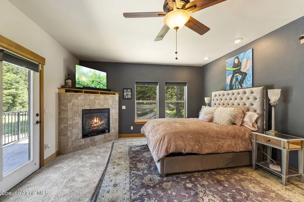 25400 N Lantern Hill Road Rathdrum ID 83858