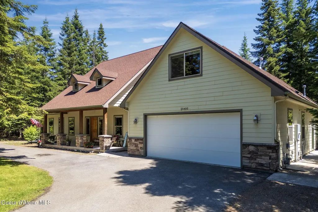 25400 N Lantern Hill Road Rathdrum ID 83858
