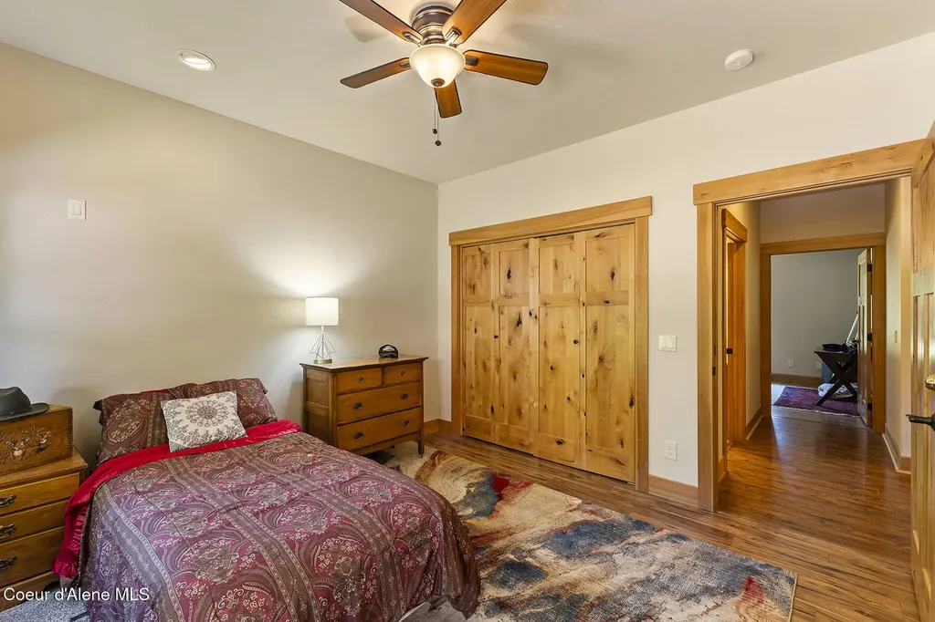 25400 N Lantern Hill Road Rathdrum ID 83858