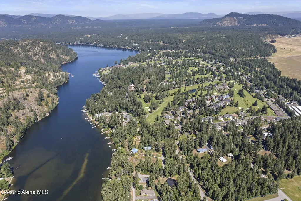 25400 N Lantern Hill Road Rathdrum ID 83858