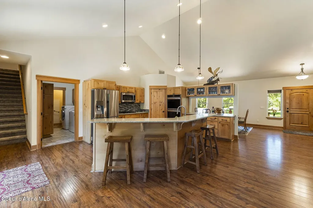 25400 N Lantern Hill Road Rathdrum ID 83858