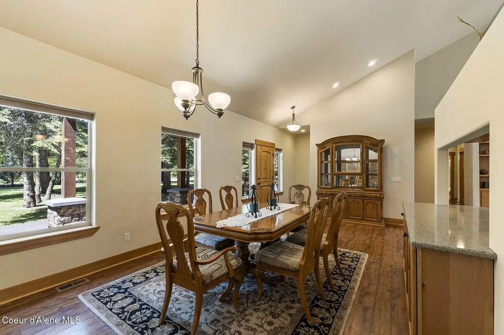 25400 N Lantern Hill Road Rathdrum ID 83858