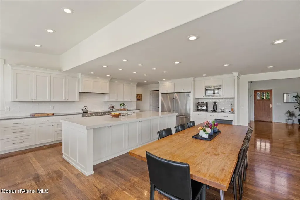 6744 E Greta Avenue Post Falls ID 83854
