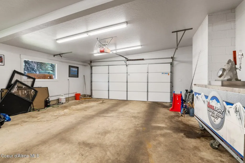 450 E Miles Avenue Hayden ID 83835