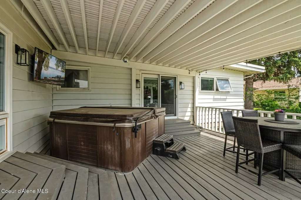 450 E Miles Avenue Hayden ID 83835