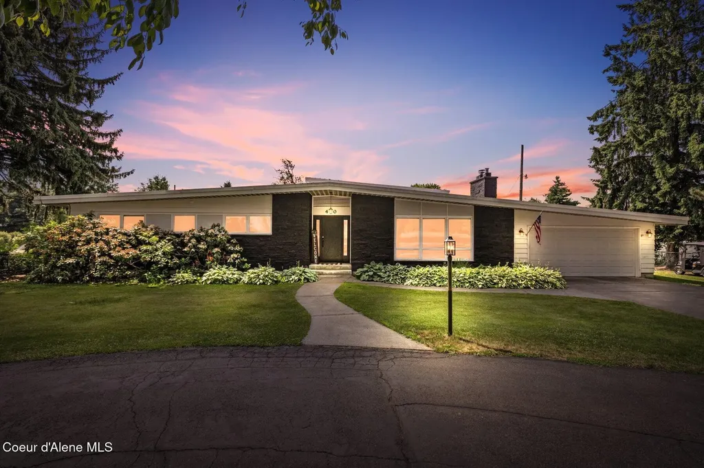 450 E Miles Avenue Hayden ID 83835
