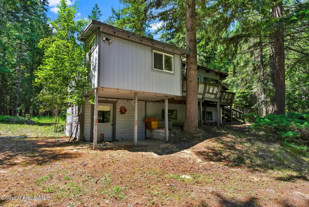 480 Mountain Meadows Road Naples ID 83847