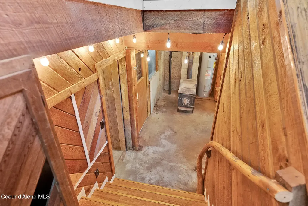 480 Mountain Meadows Road Naples ID 83847