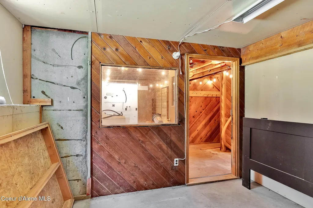 480 Mountain Meadows Road Naples ID 83847