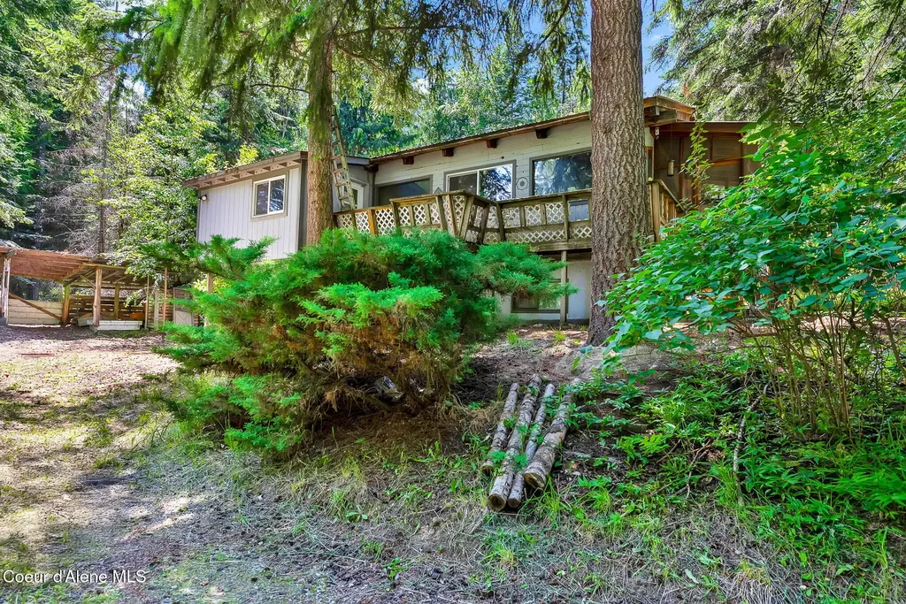 480 Mountain Meadows Road Naples ID 83847