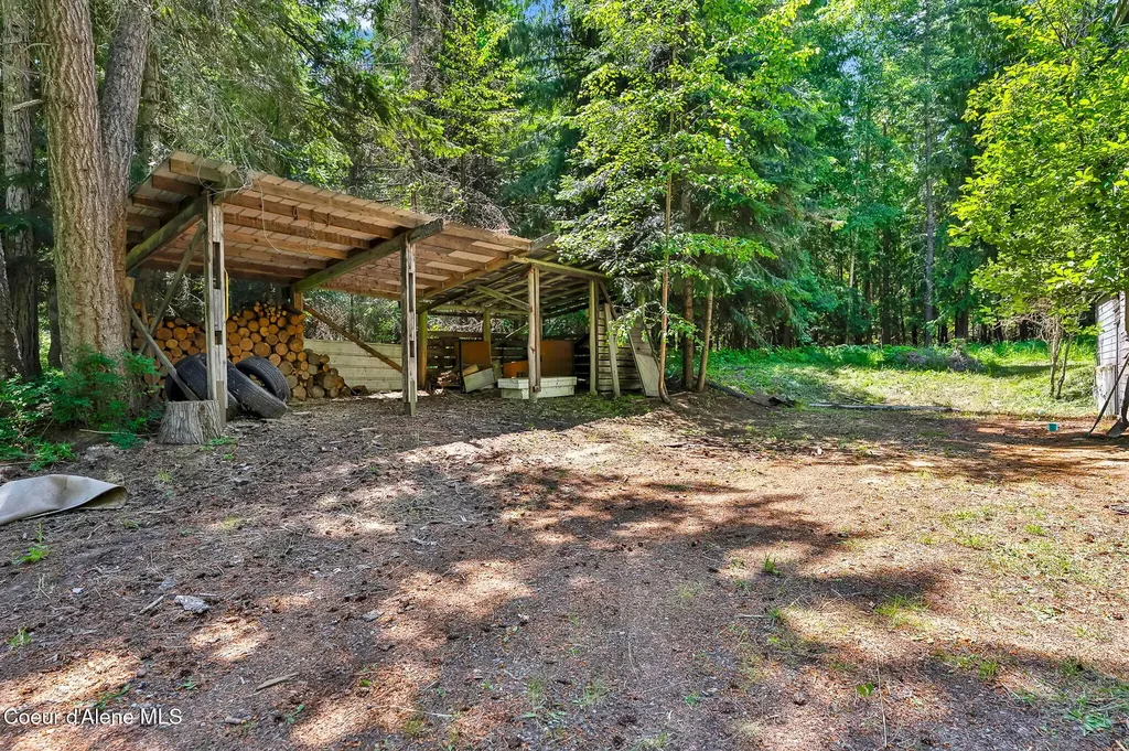 480 Mountain Meadows Road Naples ID 83847