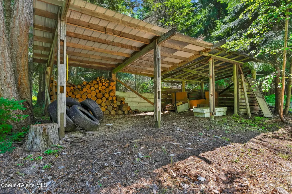 480 Mountain Meadows Road Naples ID 83847