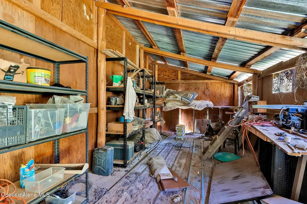 480 Mountain Meadows Road Naples ID 83847