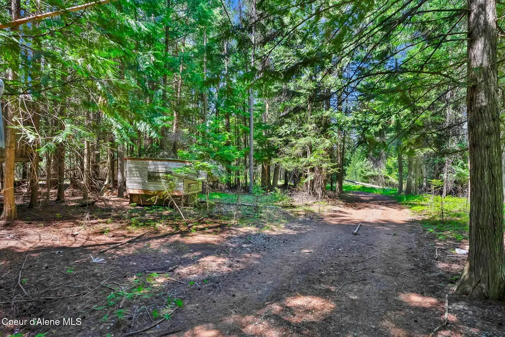 480 Mountain Meadows Road Naples ID 83847