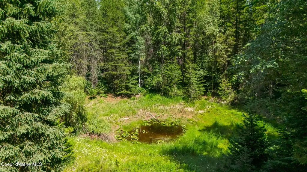 480 Mountain Meadows Road Naples ID 83847