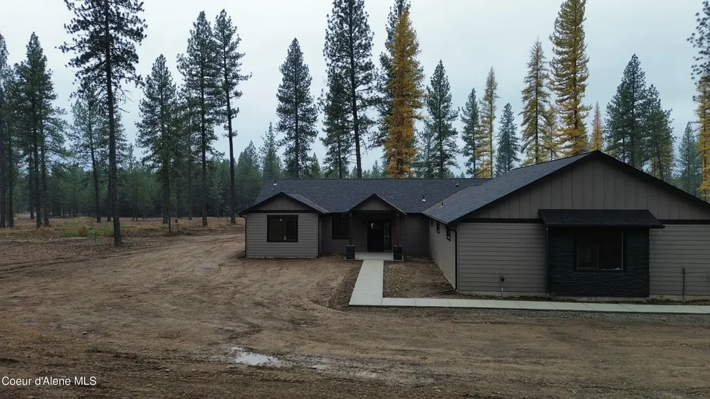 52 Wallace Lane Blanchard ID 83804