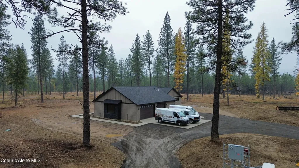 52 Wallace Lane Blanchard ID 83804