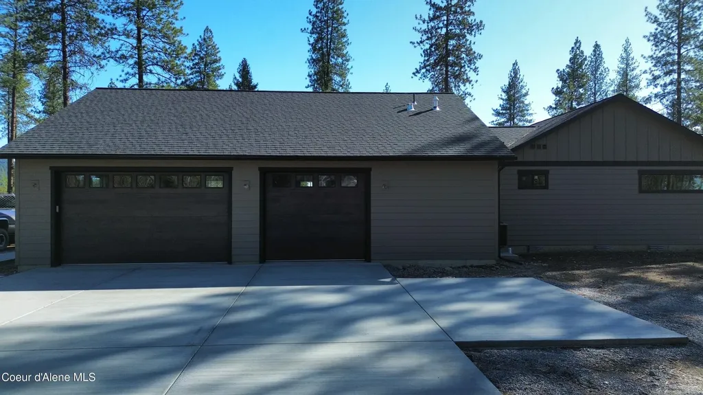 52 Wallace Lane Blanchard ID 83804