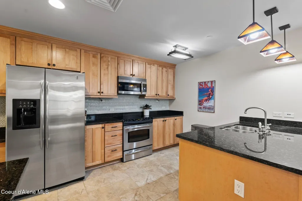 412 Sandpoint Avenue Sandpoint ID 83864