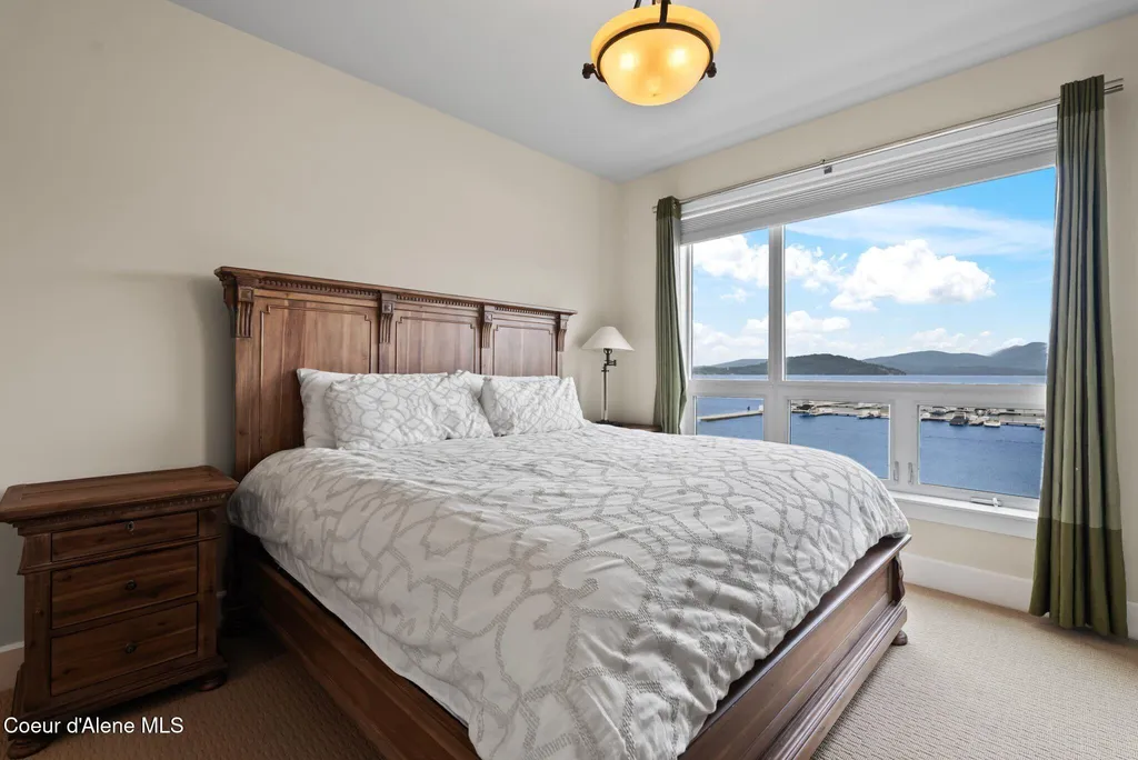 412 Sandpoint Avenue Sandpoint ID 83864
