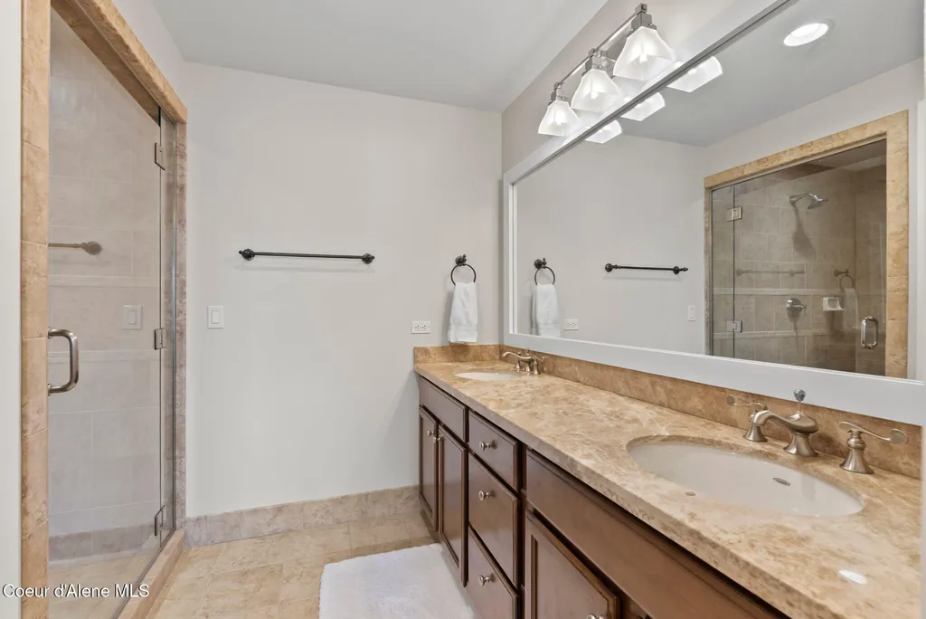 412 Sandpoint Avenue Sandpoint ID 83864