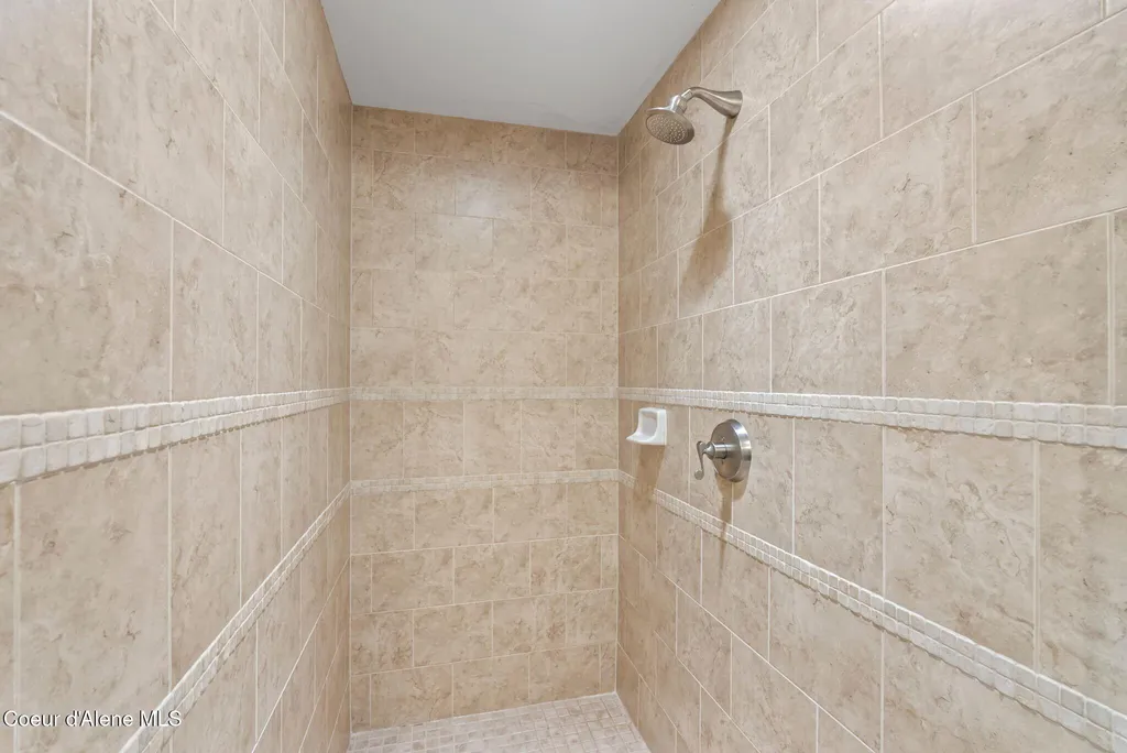 412 Sandpoint Avenue Sandpoint ID 83864