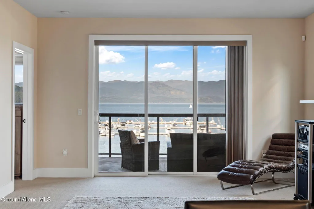 412 Sandpoint Avenue Sandpoint ID 83864