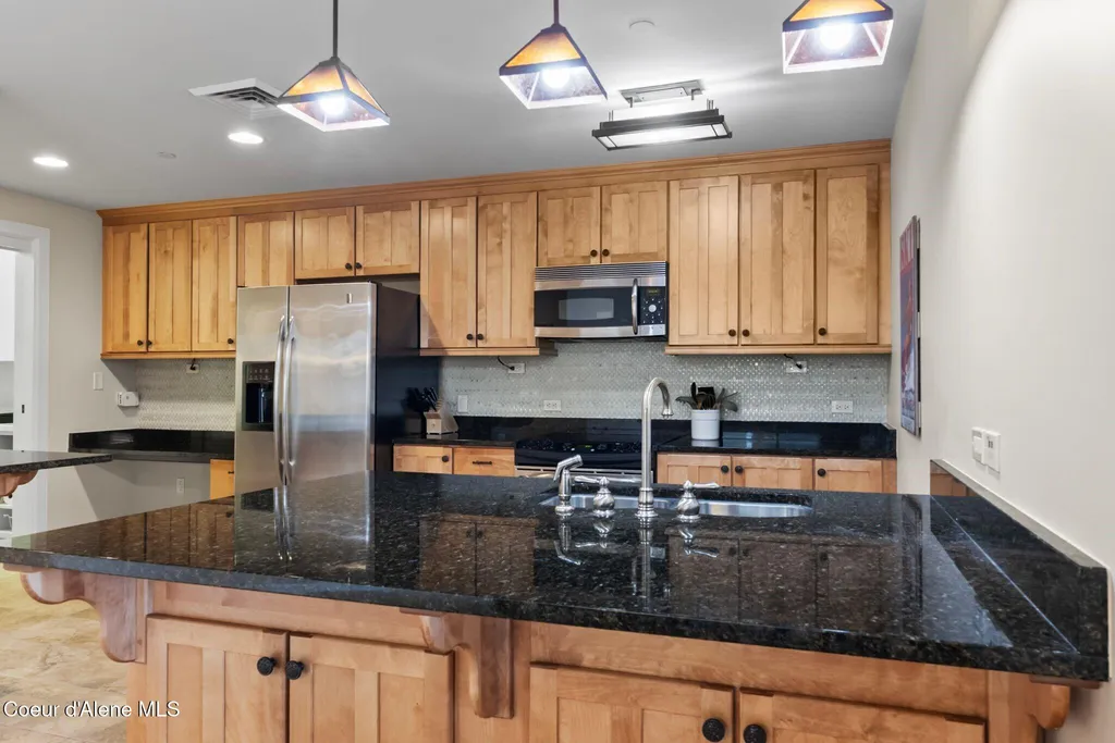 412 Sandpoint Avenue Sandpoint ID 83864