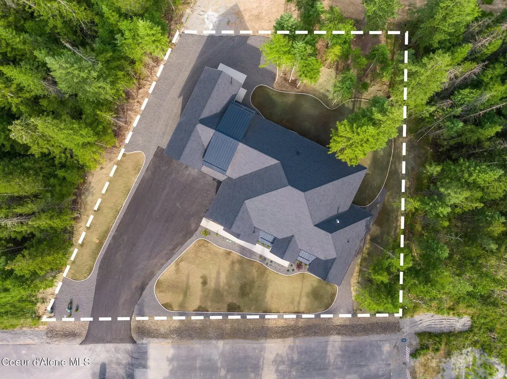 11618 N Foxhole Road Hayden ID 83835