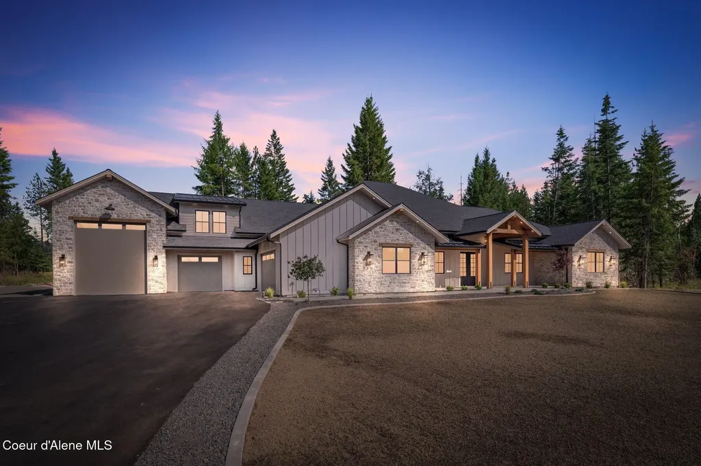 11618 N Foxhole Road Hayden ID 83835