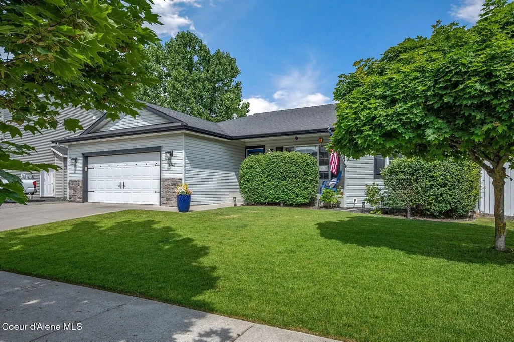 8446 N Boysenberry Loop Hayden ID 83835