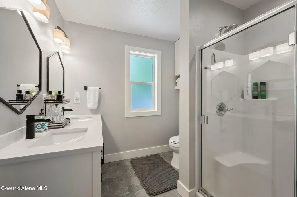8446 N Boysenberry Loop Hayden ID 83835