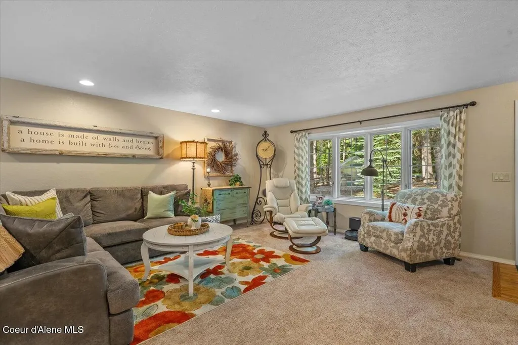 12321 N Sherwood Court Hayden ID 83835