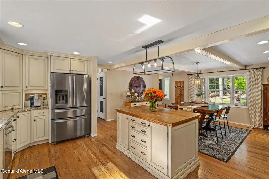 12321 N Sherwood Court Hayden ID 83835