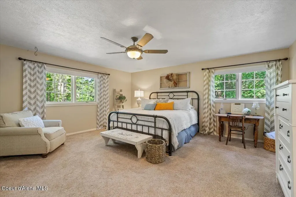 12321 N Sherwood Court Hayden ID 83835
