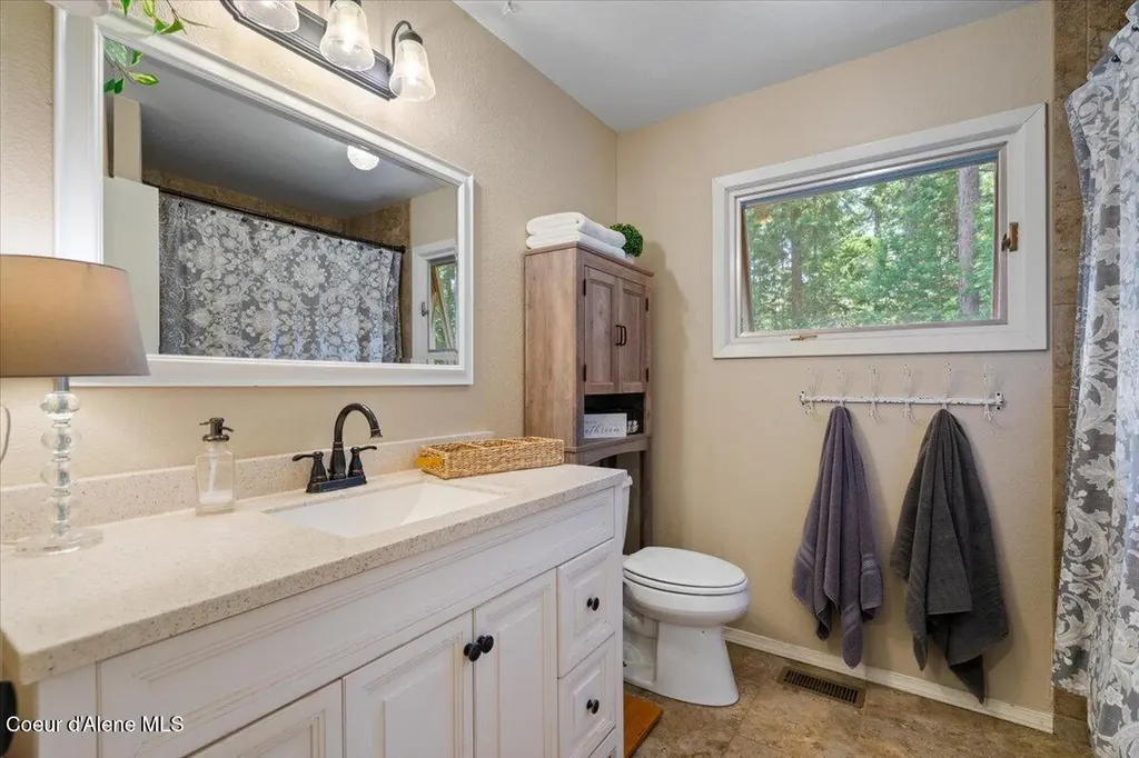 12321 N Sherwood Court Hayden ID 83835