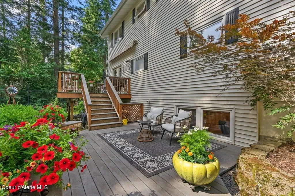 12321 N Sherwood Court Hayden ID 83835