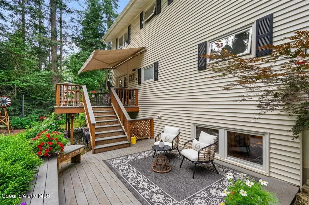 12321 N Sherwood Court Hayden ID 83835