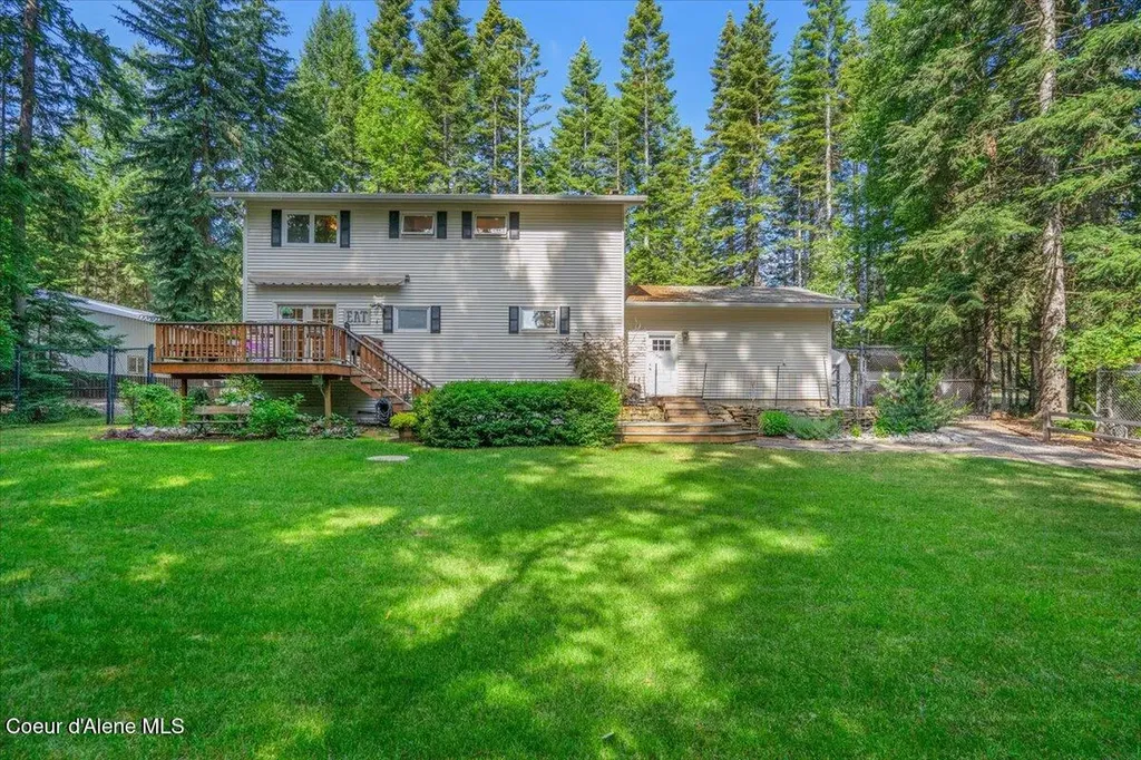 12321 N Sherwood Court Hayden ID 83835