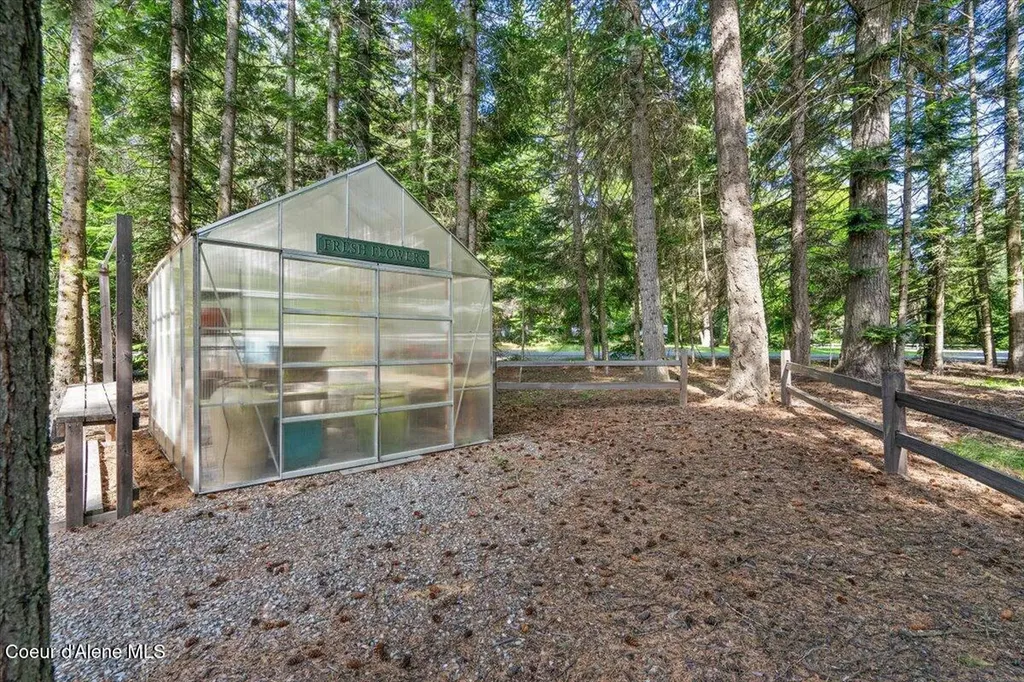12321 N Sherwood Court Hayden ID 83835