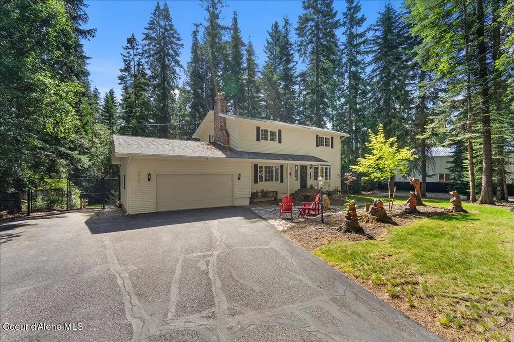 12321 N Sherwood Court Hayden ID 83835