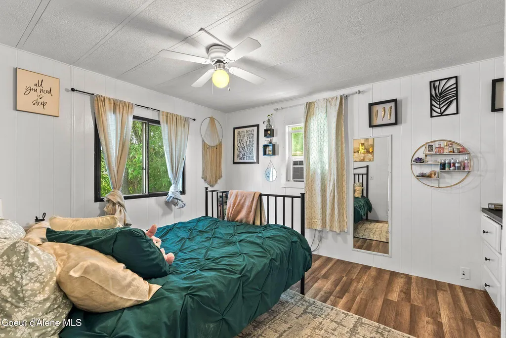 1100 Kootenai Cutoff Road Ponderay ID 83852