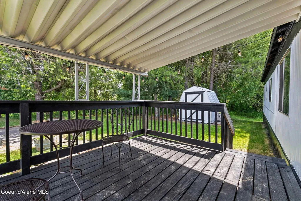 1100 Kootenai Cutoff Road Ponderay ID 83852